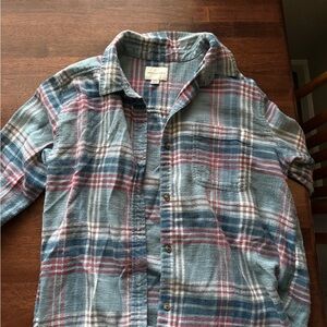 American Eagle Oversized Women’s Flannel